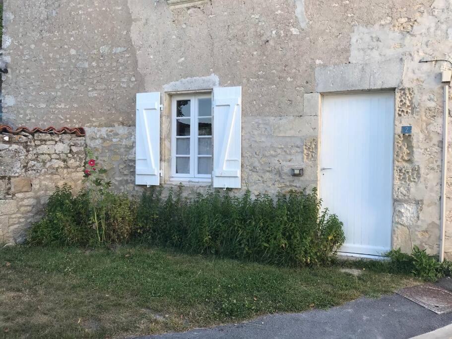 Maison De Village Et Jardin , A Mornac Sur Seudre Mornac-sur-Seudre Exterior foto